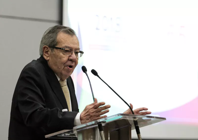 Muñoz Ledo_ derecho de la mujer 