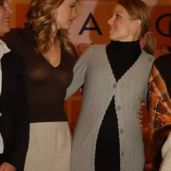 Rebecca de Alba, Alejandra de Cima