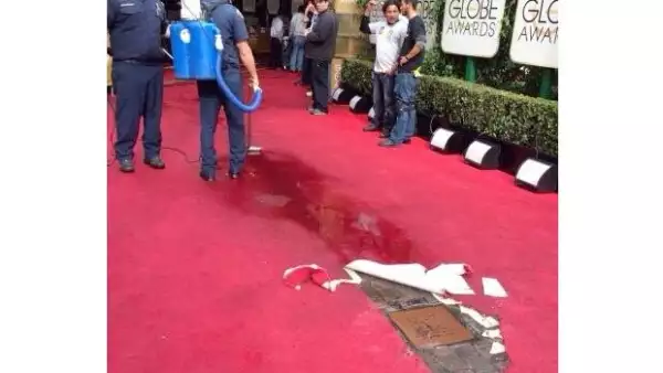 Horas antes del inicio de la ceremonia se vivieron momentos de crisis cuando una inundación amenazó con arruinar la alfombra roja.