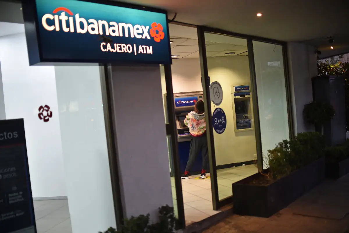 NUbank no compra a Banamex