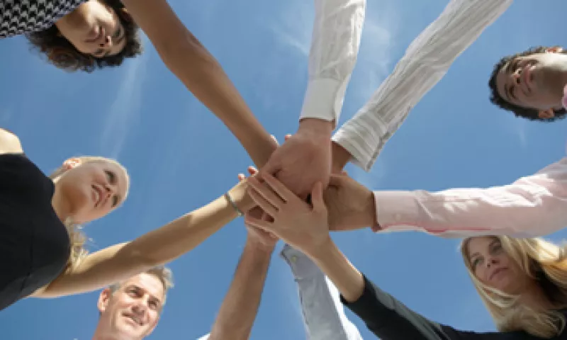 Las empresas están mostrando poco apuro en contratar a más trabajadores y en cambio se están apoyando en sus empleados actuales. (Foto: Thinkstock)