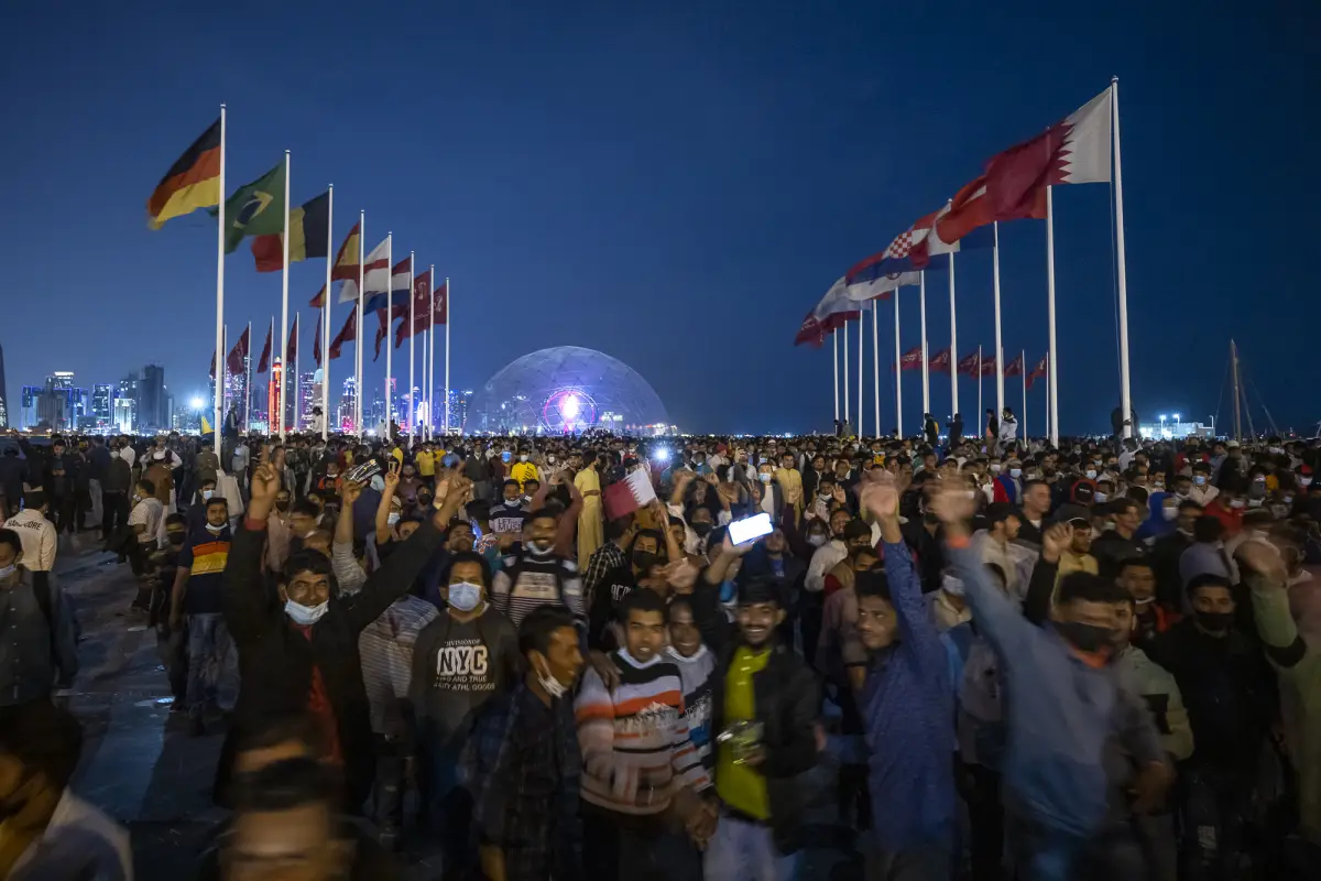 Doha-Qatar-Multitudes