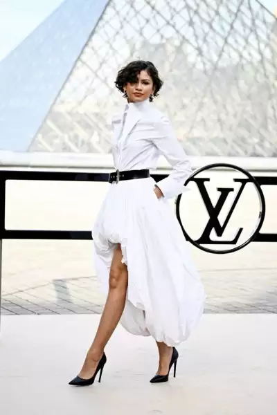 ZENDAYA IMG_0690.jpg