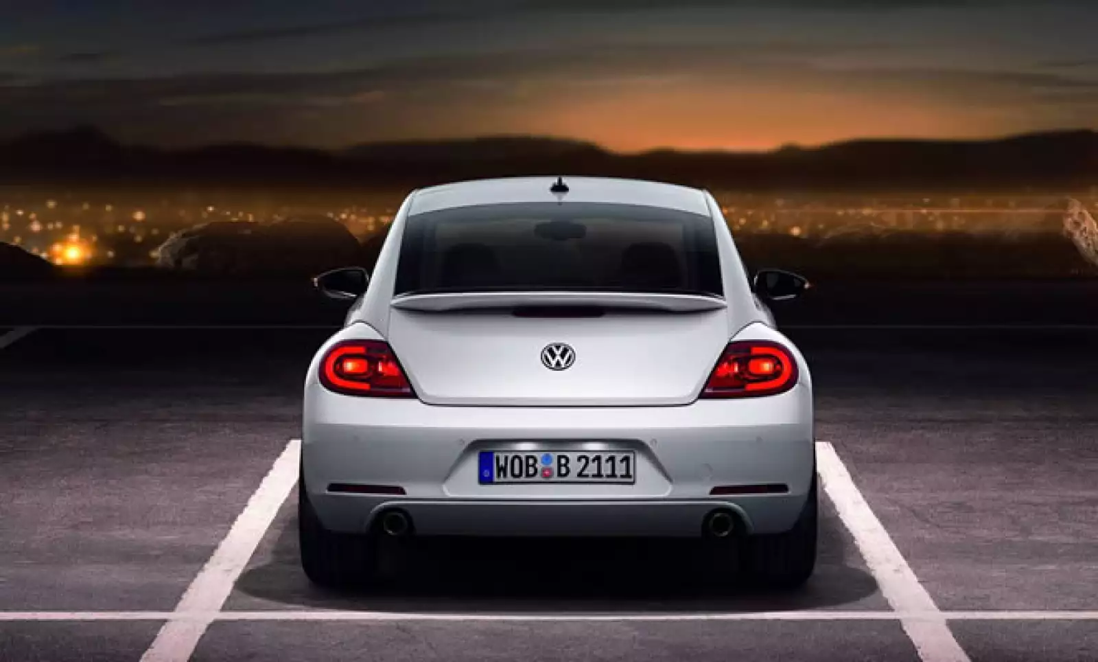 Alcanza los 100 kilómetros por hora (km/h) en poco más de 6 segundos y su velocidad máxima es de 280 km/h.