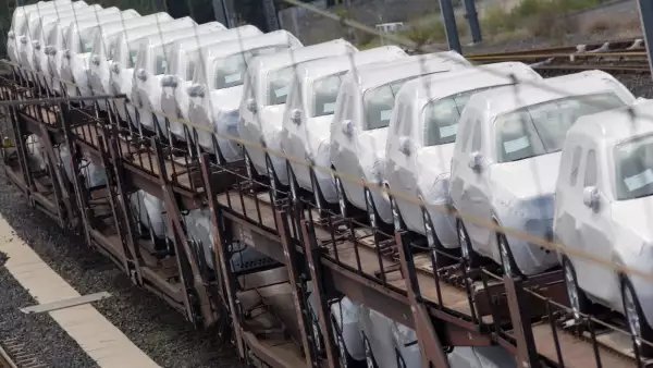 Exportacion autos tren