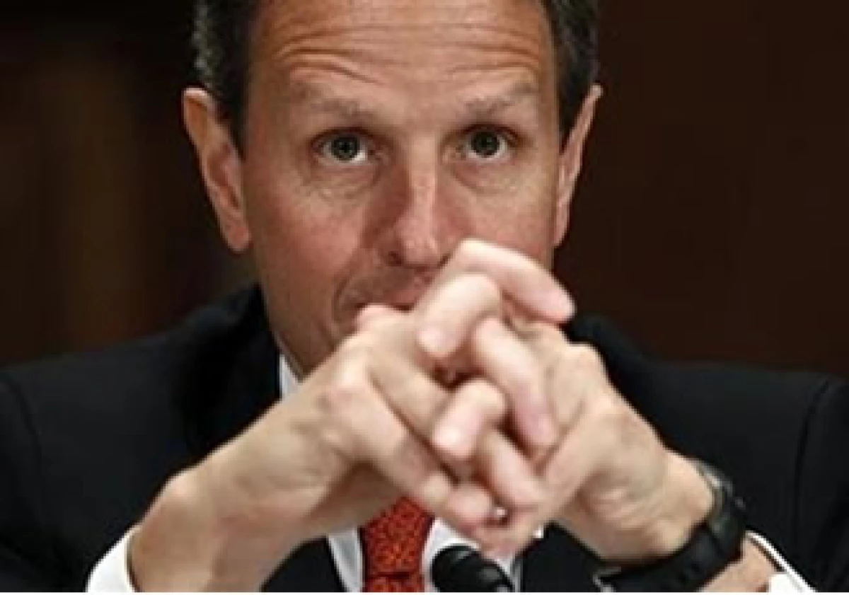Timothy Geithner, secretario del Tesoro de EU, está en desacuerdo con la decisión de la calificadora. (Foto: Reuters)