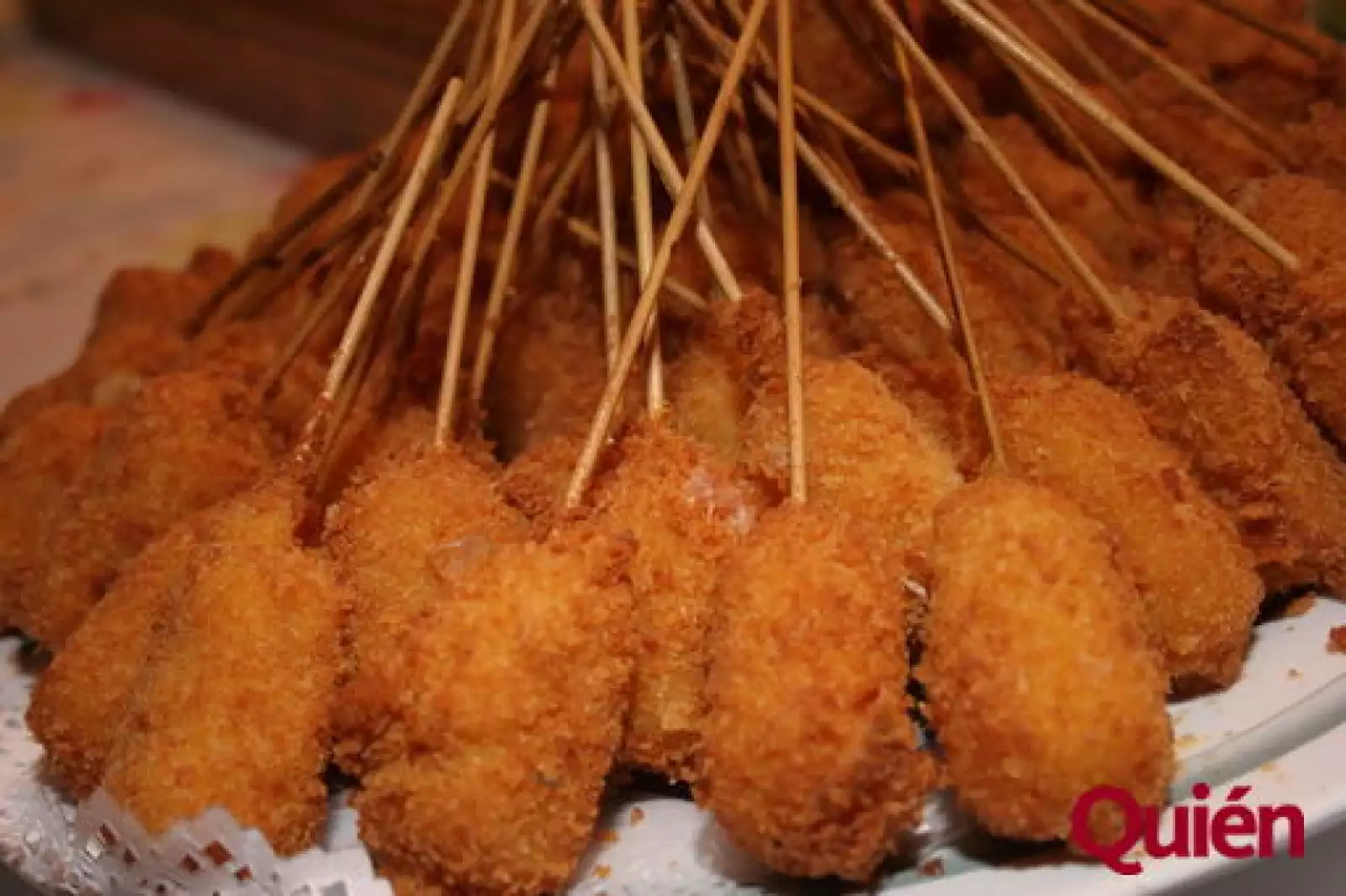 Platillo. Banderilla de queso