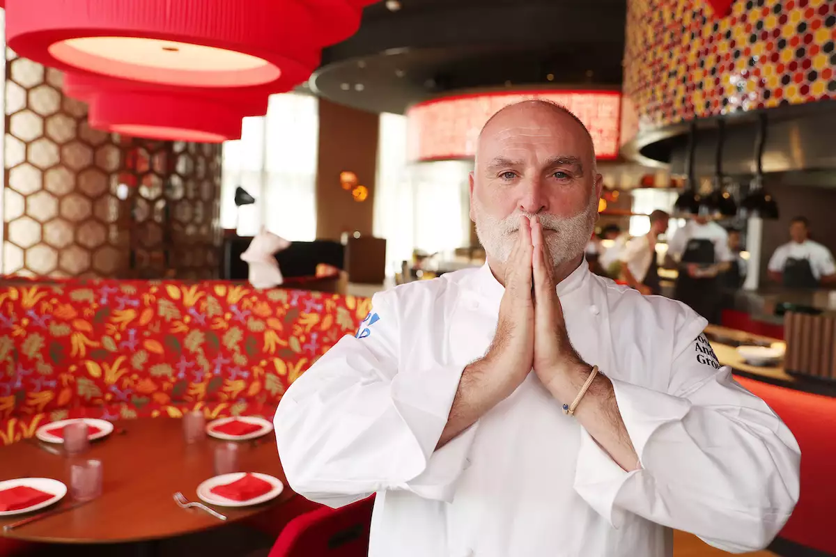 Chef José Andrés ayuda a afectados por huracán Otis