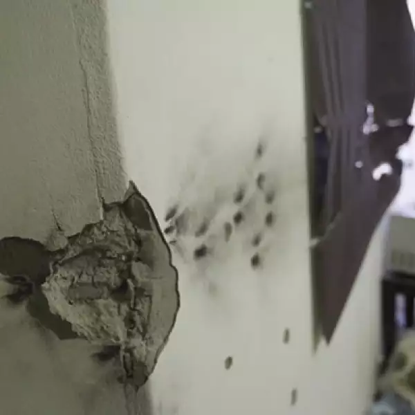 Al ser descubierta la guarida del líder del Cártel de Sinaloa, las fuerzas armadas y el equipo de seguridad del capo tuvieron un enfrentamiento