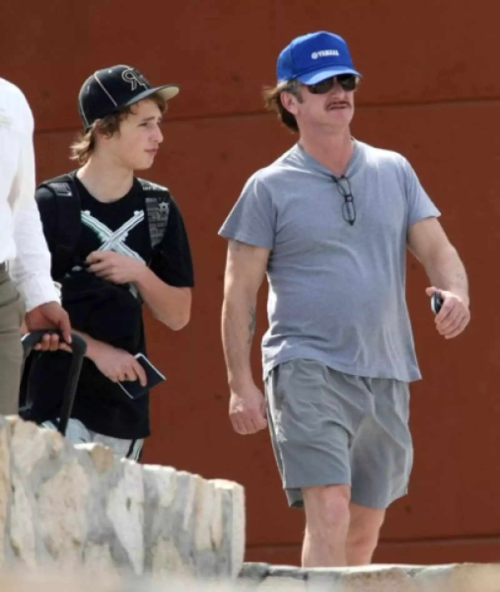 Por Milk, el ex esposo de Madonna obtuvo su sexta nominación a los premios de la Academia. De ganarlo, sería su segundo Oscar, tras haber obtenido el primero por Mystic River, en 2004.