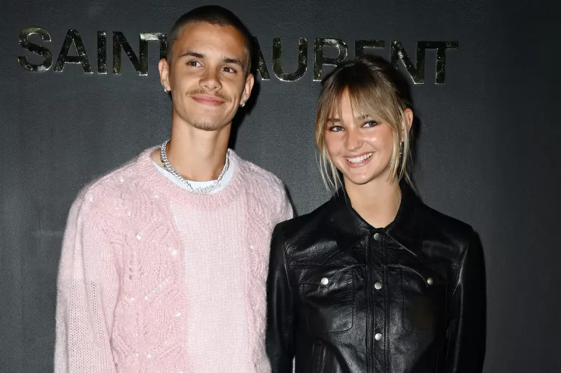 Saint-Laurent : Photocall - Paris Fashion Week - Womenswear F/W 2022-2023