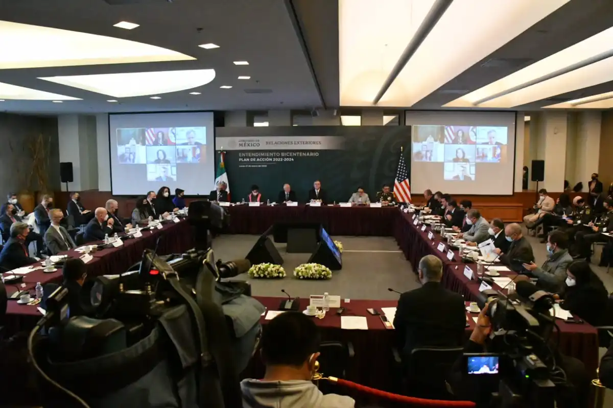 Entendimiento Bicentenario Ebrard