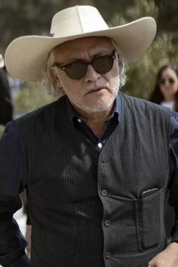 GABRIEL OROZCO- JONATHAN SALDAÑA.jpg