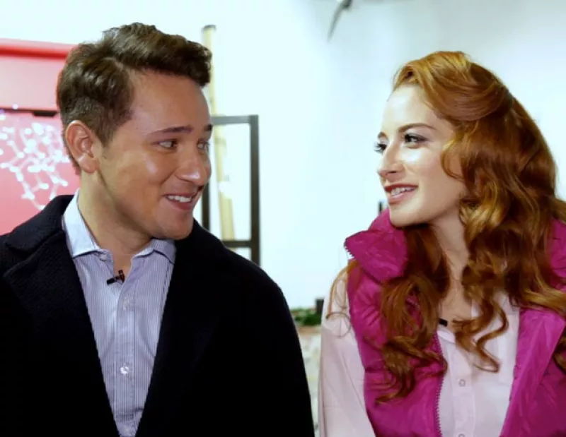 Viajes a Egipto y Bora Bora o muchos dulces y postres. La pareja nos comparte sus 12 deseos de navidad.