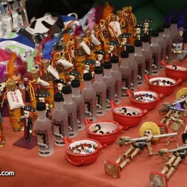 Primera Feria del Mezcal