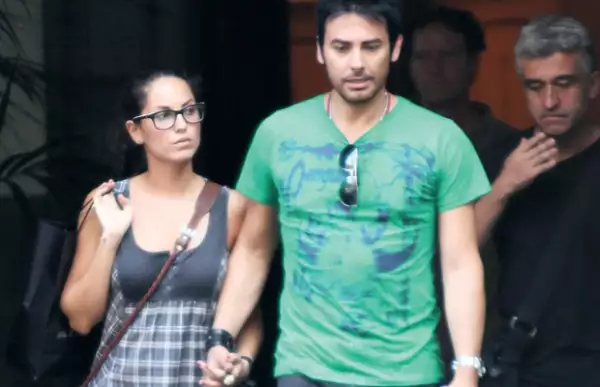 Bárbara Mori y Beto Cuevas.