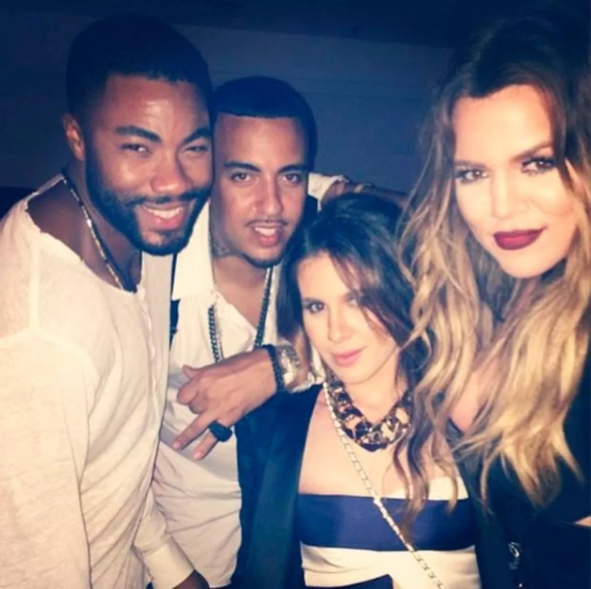 Khloé Kardashian acudió al concierto acompañada por Montana y otros amigos.