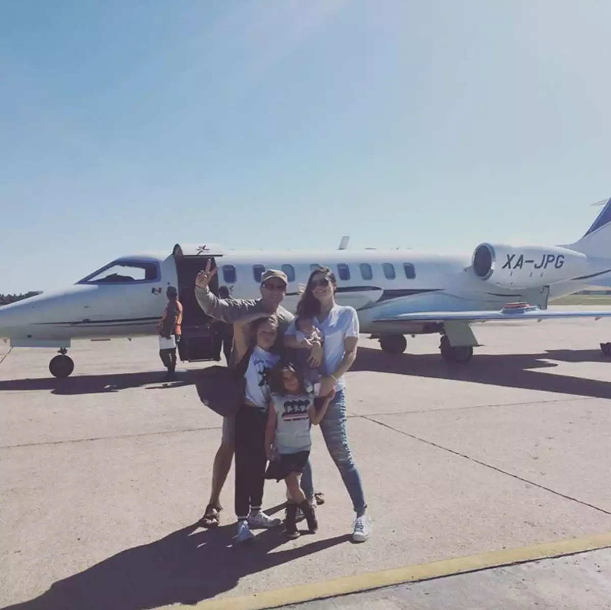 Familia Mayer y Nataila Subtil rumbo a Acapulco