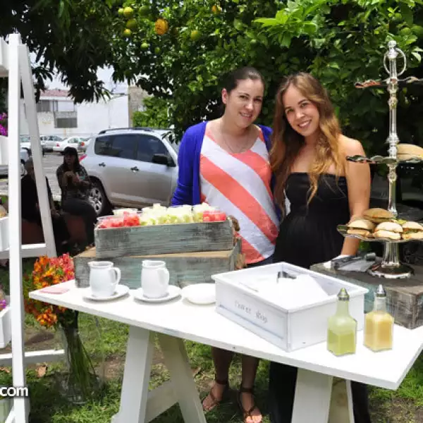 Beatriz Bonilla y Karina Ledezma