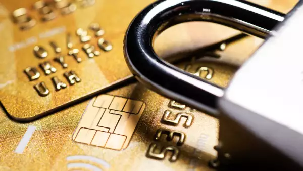 bloqueo de cuenta bancaria