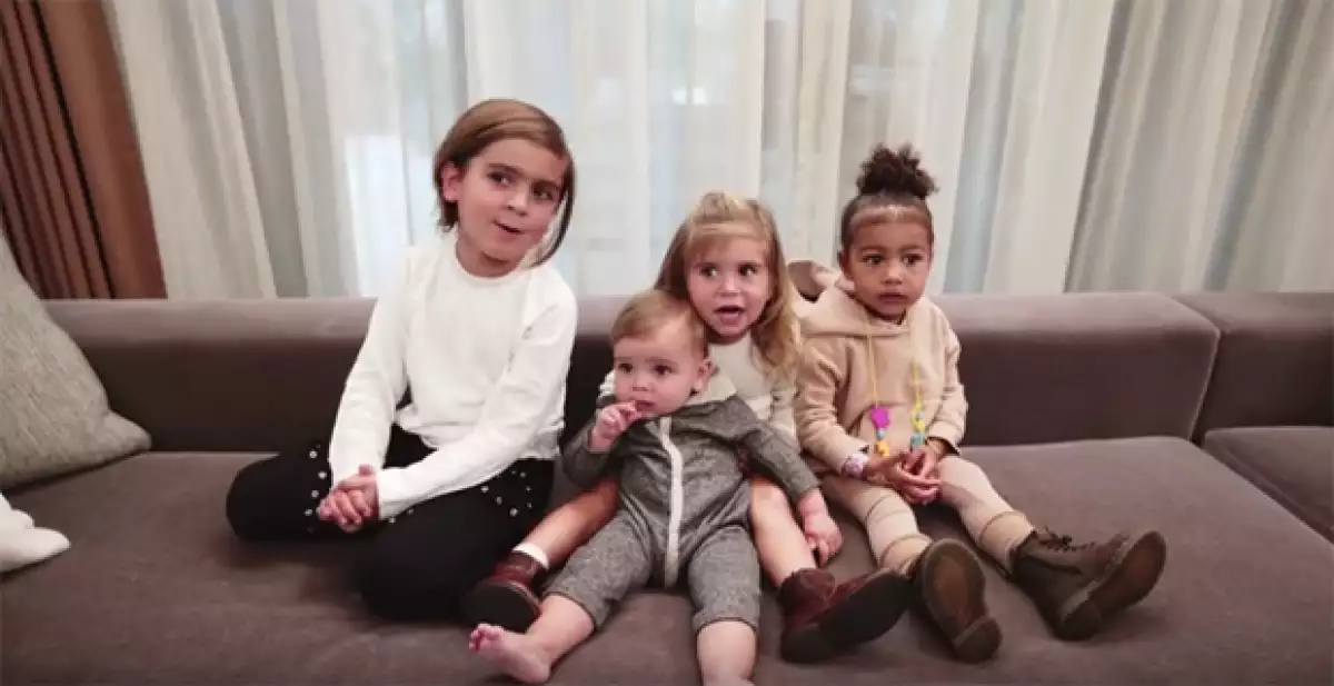 Kim Kardashian y Kanye West quieren que su hija mayor no se sienta desplazada por el nacimiento de su hermano Saint.