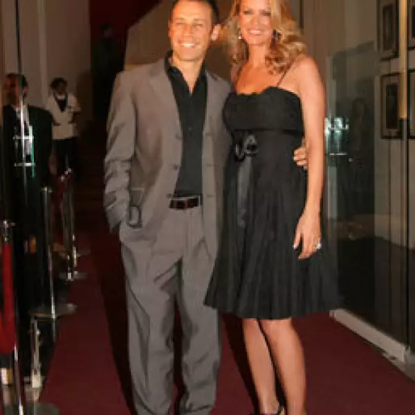 Juan Manuel Bernal, Rebecca de Alba