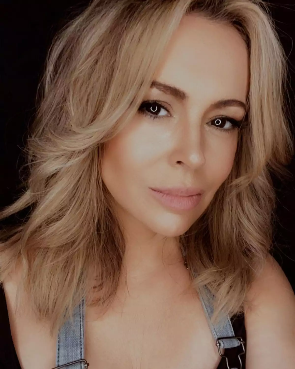 Alyssa Milano.