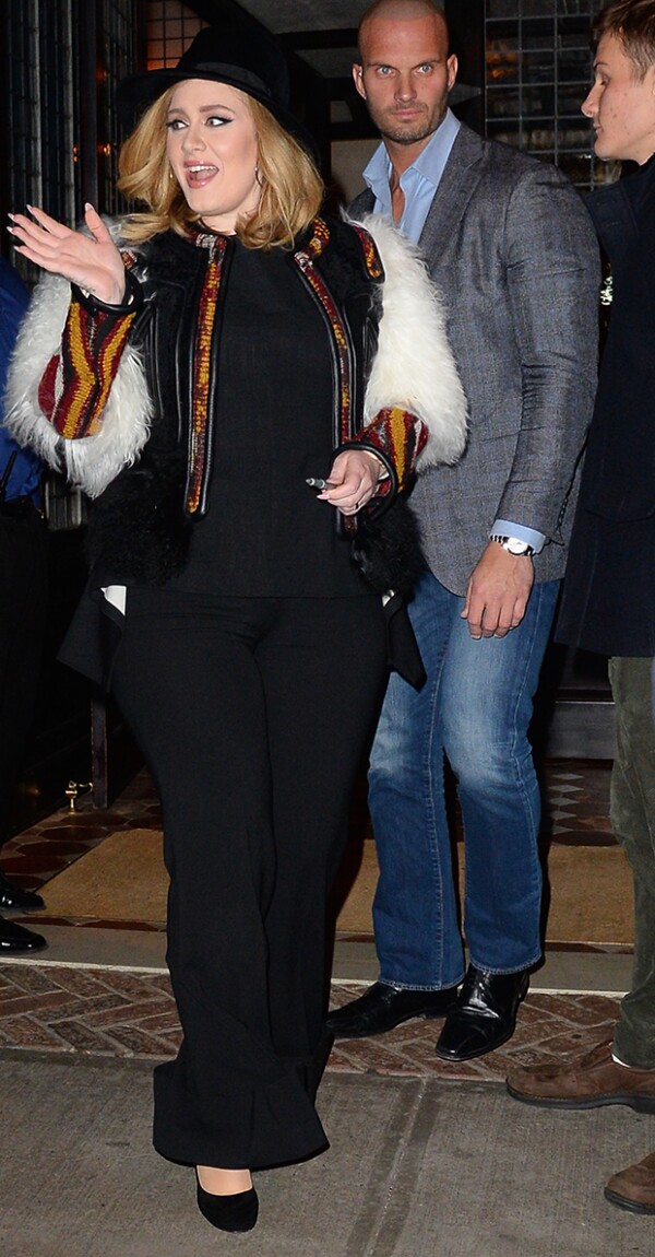 Adele ha logrado bajar más de 30 kilos los últimos meses.