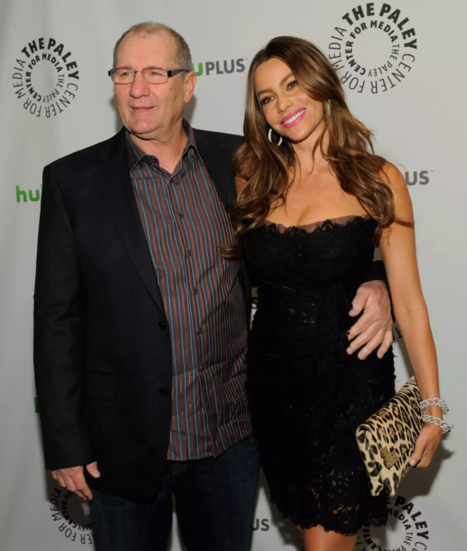 Ed O`Neill y Sofía Vergara.