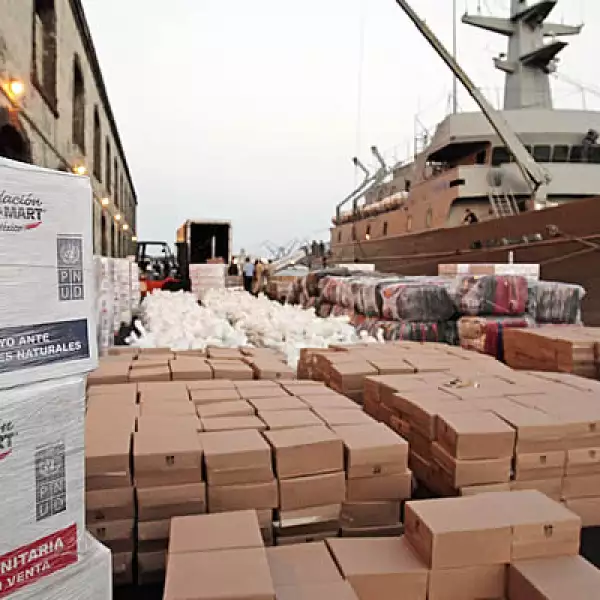 Luego del funesto suceso, el mundo entero ha expresado su apoyo mediante ayuda monetaria o en especie. En la imagen, el barco hospital mexicano,  Huasteco, que brindará servicio médico y víveres.