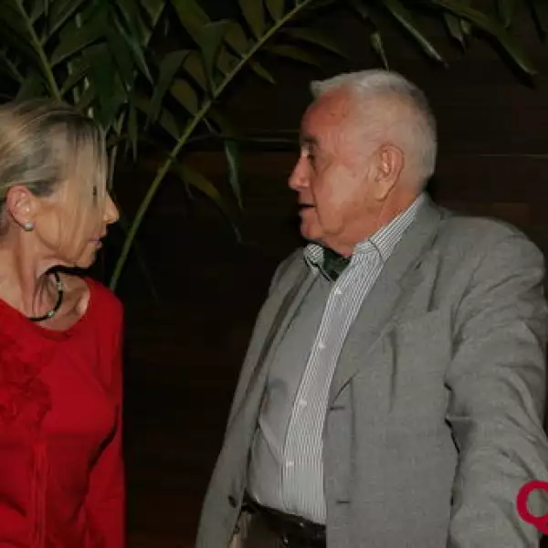 Becky Alazraky,  Jorge Loyzaga