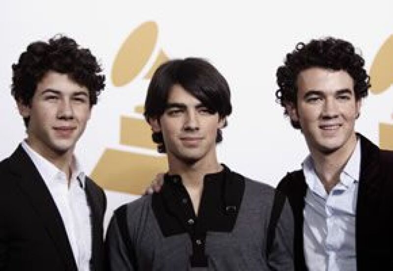 Otros nominados como Katy Perry, Kenny Chesney y Lil Wayne también interpretarán.