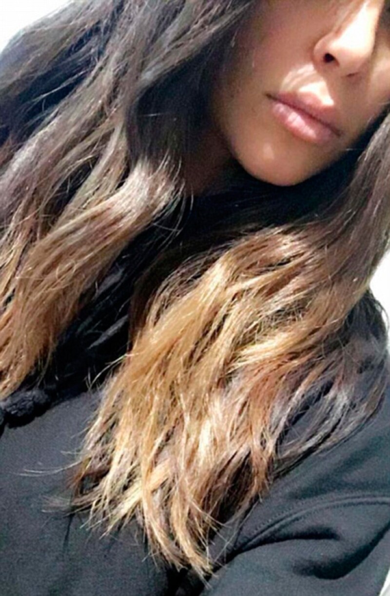 Kim lució las puntas de su melena en un estilo degradado.