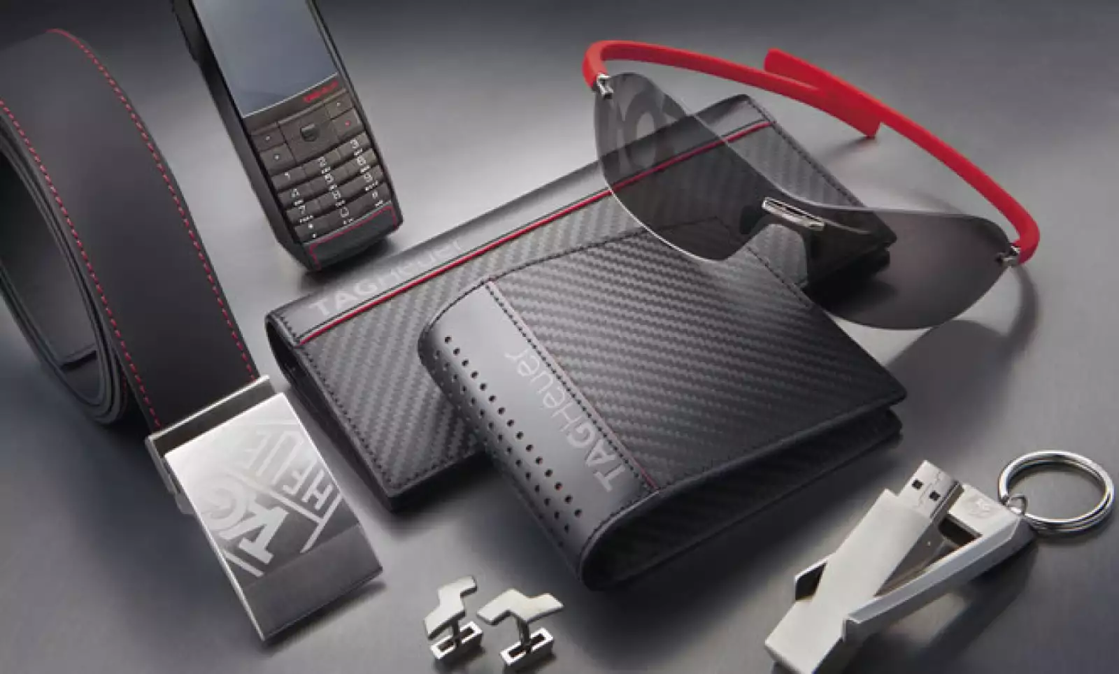 La tercera colección tiene por nombre ‘Automobile Collection’, que es un homenaje a la Fórmula 1 y a la serie Link.