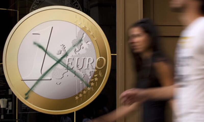 Analistas estiman que se necesitarían al menos 2 billones de euros para salvaguardar a Italia y a España si la crisis se propaga. (Foto: Reuters)
