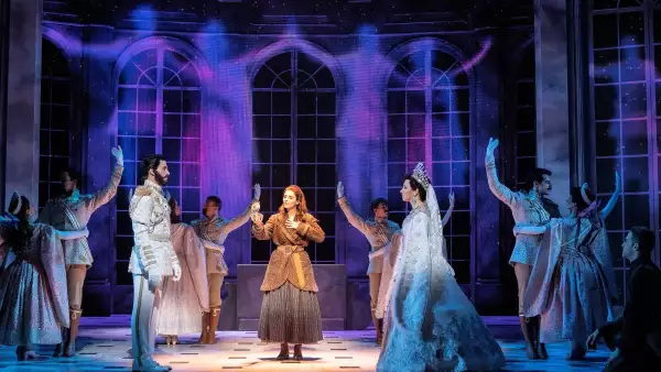 ANASTASIA-MUSICAL.jpg
