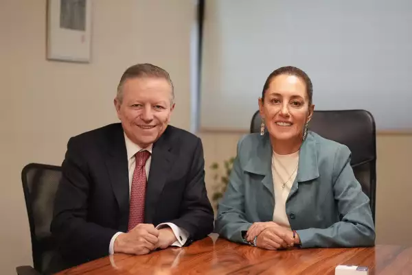 Arturo Zaldívar y Claudia Sheinbaum se reúnen
