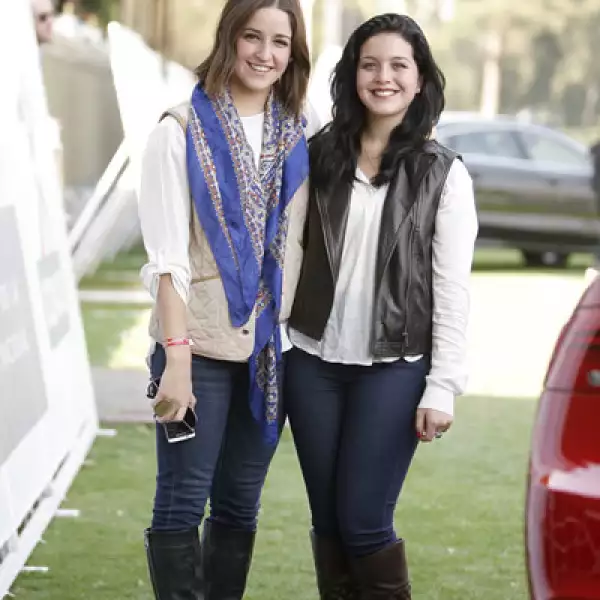 Regina Alcazar,Pau Serna