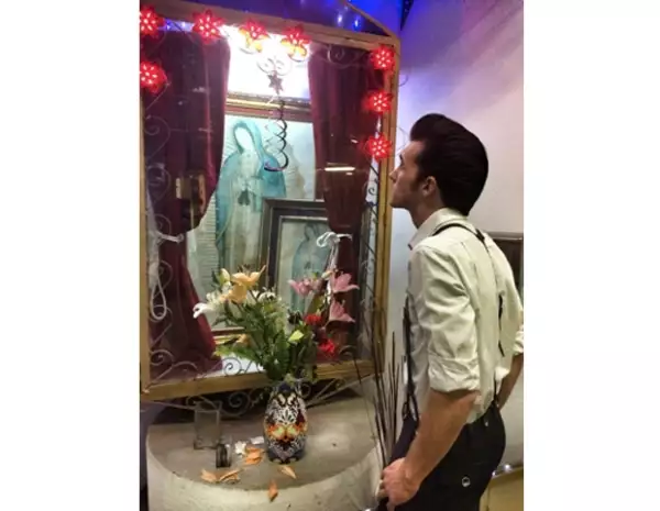 Durante su visita a México, Drake conoció más acerca de la religión del país.