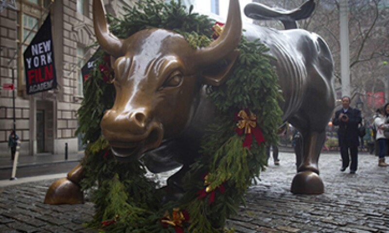 El icónico toro de bronce en Nueva York cumplió 25 años este 2014. (Foto: Reuters )