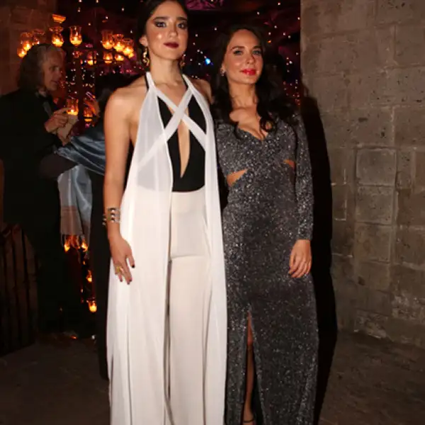 Viviana Serna y Adriana Louvier