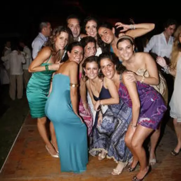 Regina Avalos, Jeronimo Creel, Fernanda Capetillo, María Carraza, Dominika Sánchez, Tay Xacur, Cecilia Ovejas, María Eugenia Grave, Sofía Lelo de Larrea