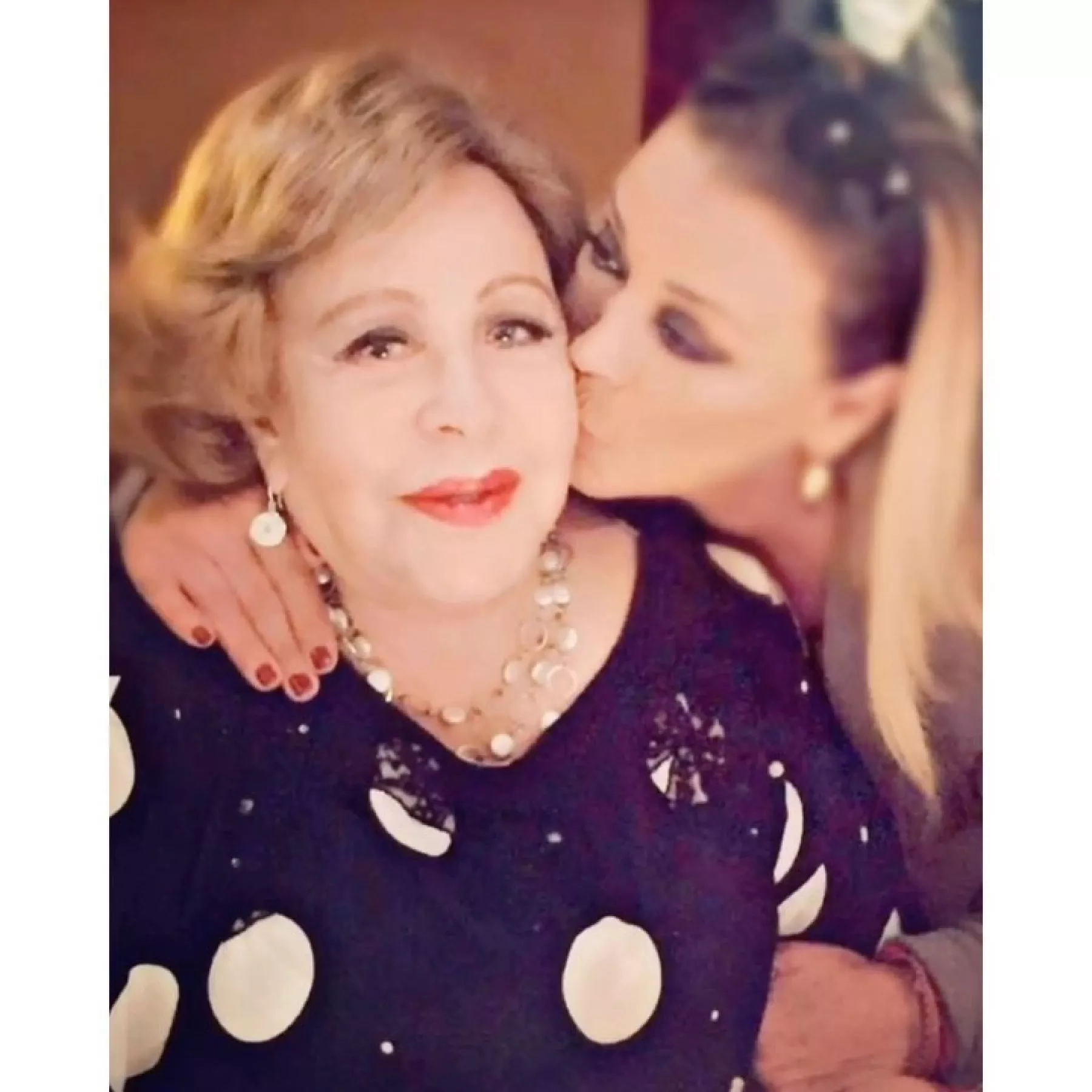 Silvia Pinal y Sylvia Pasquel