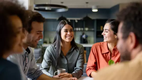 Ofrecer más allá de un buen sueldo, la clave para retener al talento en tiempos complejos