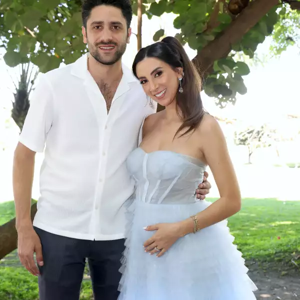 Juan Omar Andrés y Nicole Abraham