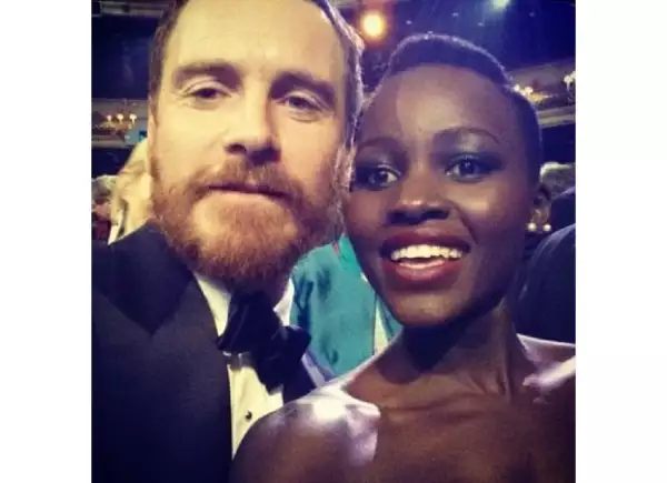 Había rumores de que el guapo actor y Lupita tuvieron un romance fugaz en Canadá.