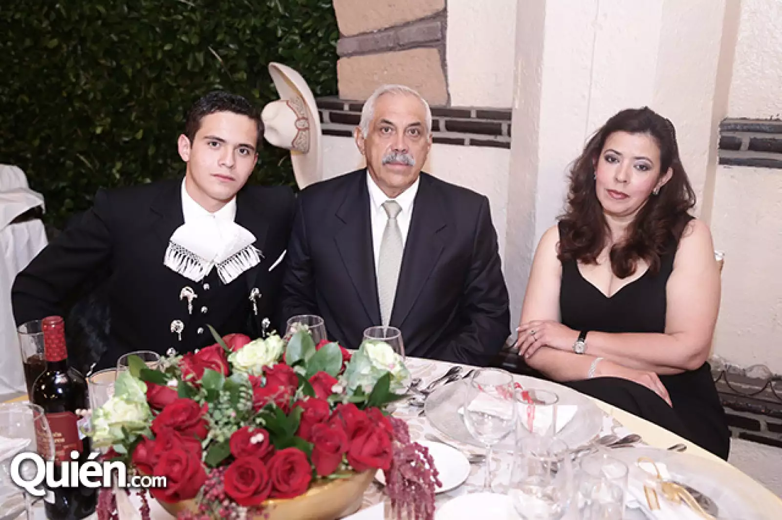 Pedro, Mario Moreno y Maricela García