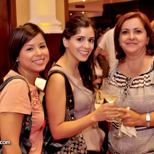 Amira Contreras, Daniela Contreras y Laura Elizondo