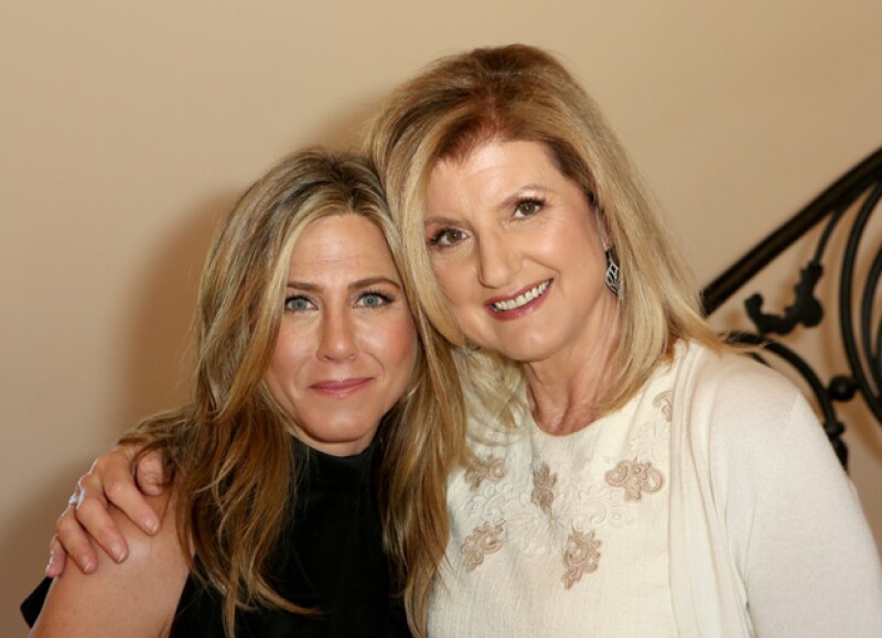 Arianna Huffington celebró una comida en honor a Jennifer Aniston, por su actuación en la película Cake.