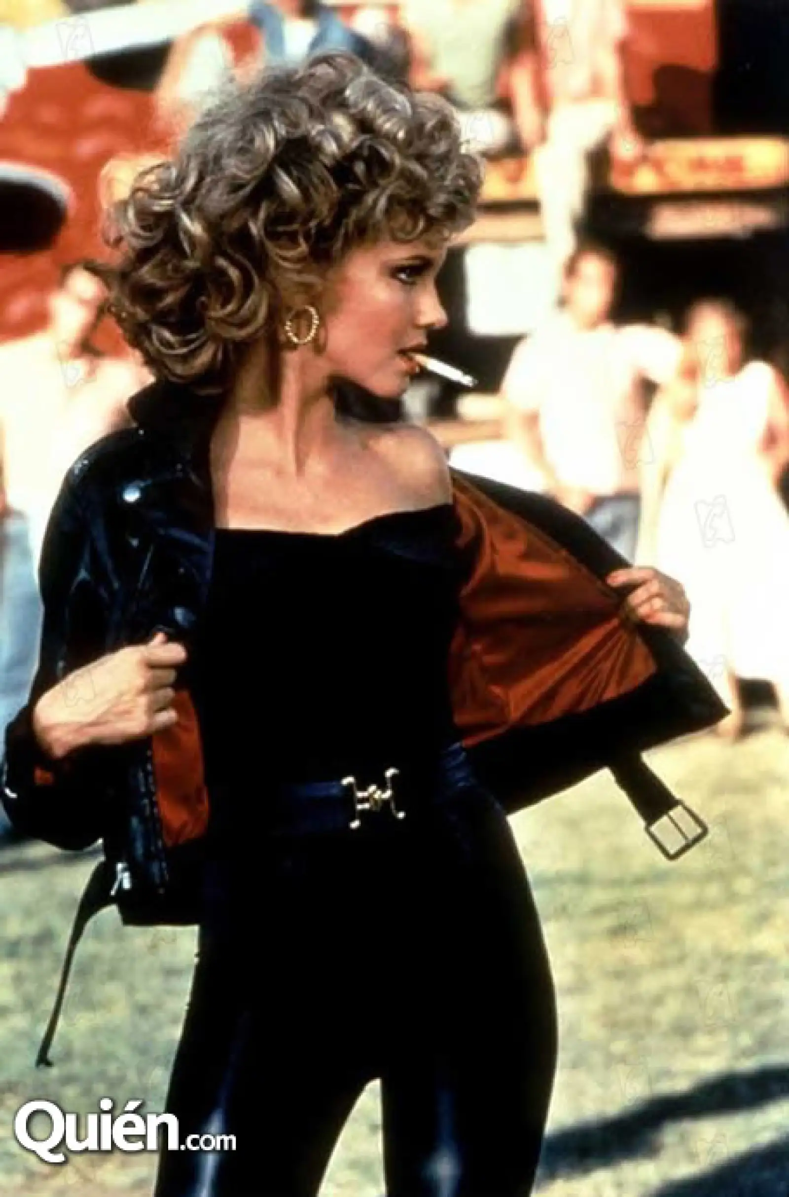 Si de ser sexy se trata,el outfit de Sandy protagonizado por Olivia Newton John en la película Grease se encuentra en nuestra top list.